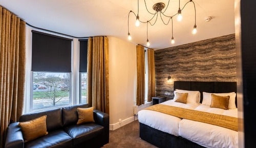 Deluxe Quadruple Room, Non Smoking