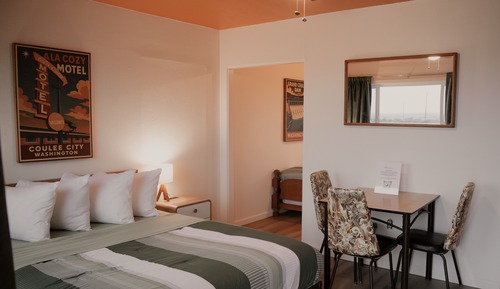 Basic Triple Room, Multiple Beds