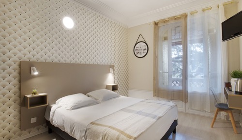 Premium Double Room, Ensuite, Garden View