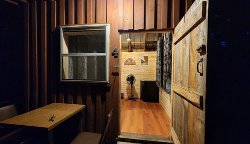 Cabin, 1 Double Bed, Shared Bathroom