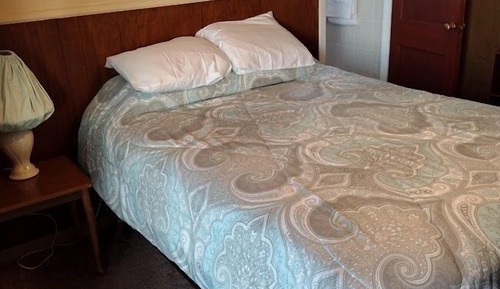 Comfort Room, Hill View