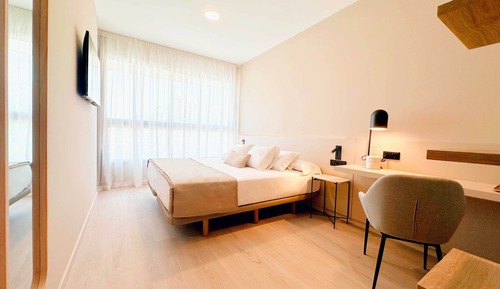 Superior Double Room, City View