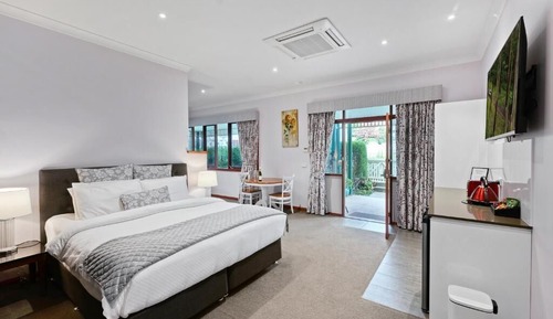 Kookaburra Cozy Suite