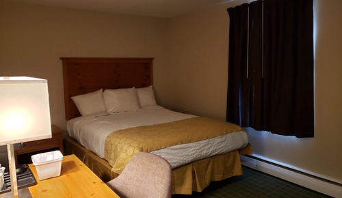 Comfort Single Room, 1 Queen Bed, Non Smoking