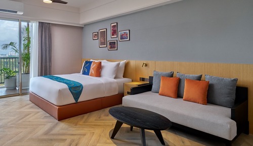 Deluxe Premier Suite