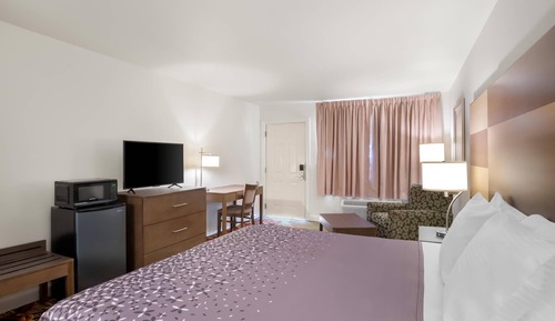 Standard Room, 1 King Bed, Non Smoking