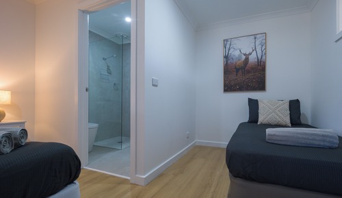 Comfort Studio Suite, Courtyard View