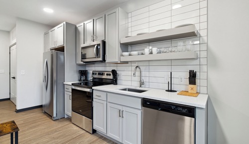 Deluxe Apartment