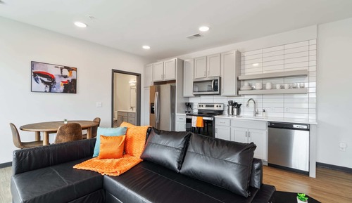 Deluxe Apartment