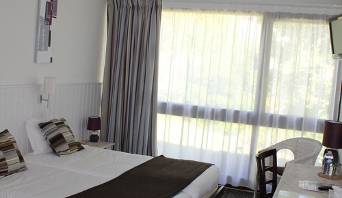 Family Triple Room, Non Smoking, Bathtub