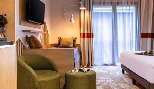 Deluxe Room, Multiple Beds, Terrace, Mountain View