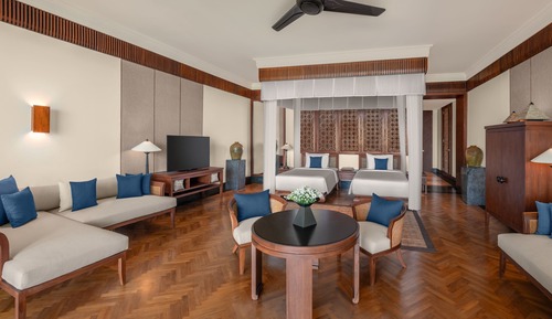 Deluxe Suite, 2 Twin Beds, Ocean View