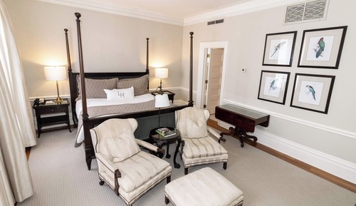 Suite (Master Bedroom with Clawfoot Tub)