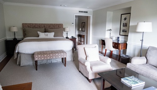 Suite (Cloister Room, King Bed Main Level)