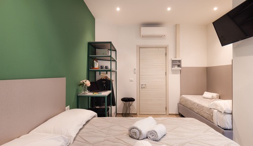 Comfort Triple Room, Private Bathroom