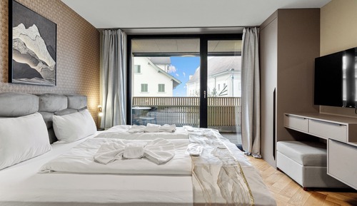 Standard Suite