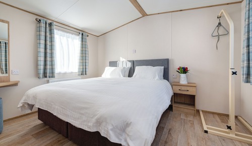 Mobile Home, Mobility Accessible, Pets Allowed