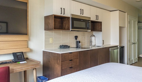 Studio Suite, Kitchen