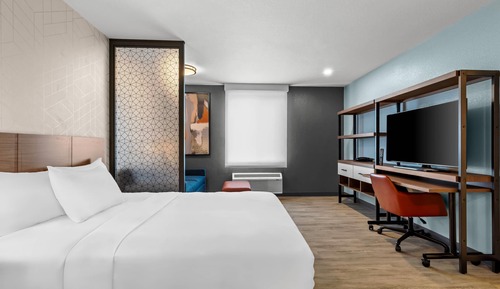 Suite, 1 Queen Bed, Non Smoking
