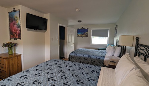 Deluxe Suite, 2 Queen Beds, River View