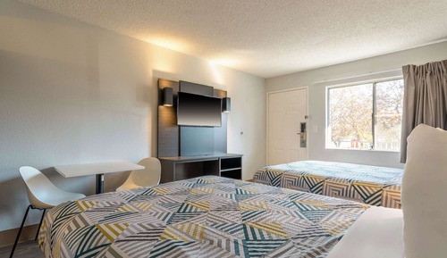 Standard Room, 2 Double Beds, Non Smoking, Kitchenette