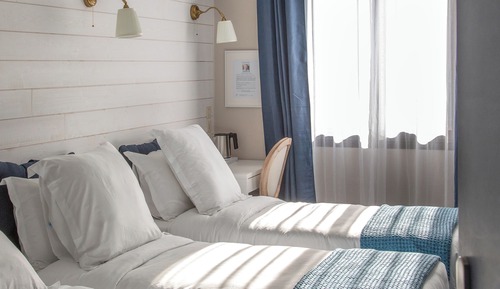 Triple Room, 3 Twin Beds, Private Bathroom