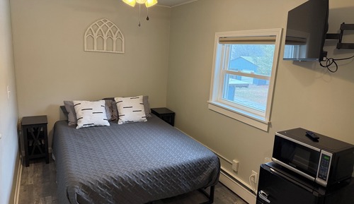 Comfort Room, 1 Queen Bed