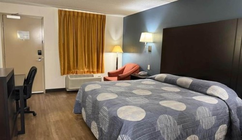 Single Room, Park View