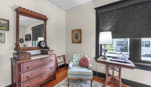 Standard Room, 1 Queen Bed, Non Smoking, City View