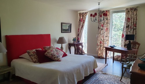 Deluxe Suite, Non Smoking, Garden View