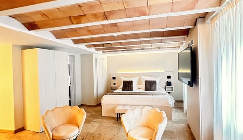 Triple Junior Suite 3 adults