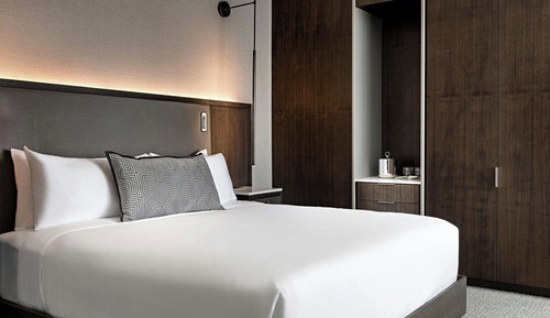 Studio, 1 King Bed