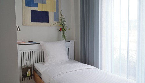 Studio Apartment for Solo Travelers