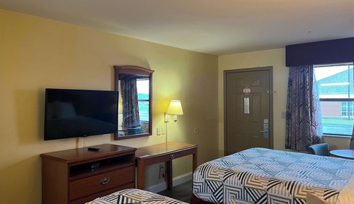Deluxe Room, 2 Queen Beds, Smoking, Refrigerator & Microwave