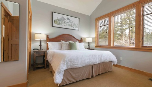 Signature Cottage, 2 Bedrooms, Kitchen, Mountainside