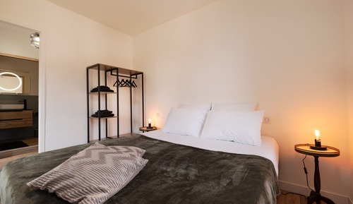 Double Room, Ensuite, Mountain View (Belle étoile)