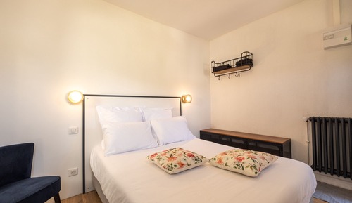 Comfort Single Room, Ensuite (Pointière)