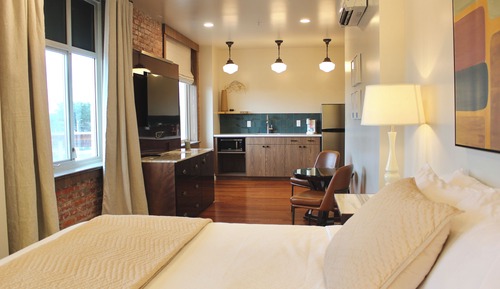 Executive Studio Suite, Park View