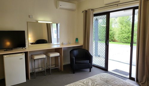 Deluxe Room, Courtyard View