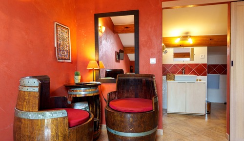 Economy Double Room, 1 Queen Bed