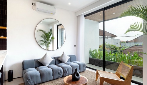Deluxe Apartment
