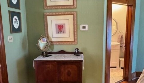 Jasmine Room