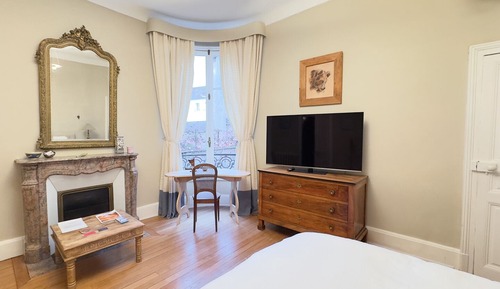 Honeymoon Apartment, Ensuite (Suite Ronde )