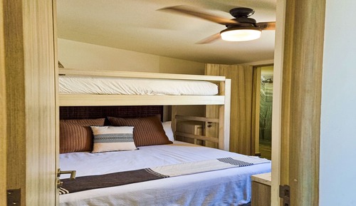 Deluxe Condo, Ocean View, Oceanfront