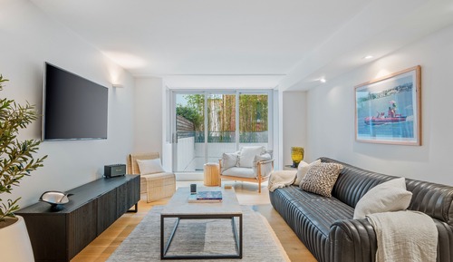 Apartment, Beach Access