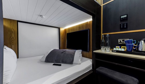 Family Room, No Windows