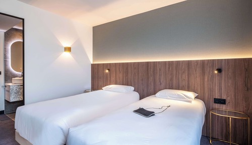 Family Room, Multiple Beds