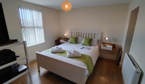 Double Room (Room 2)