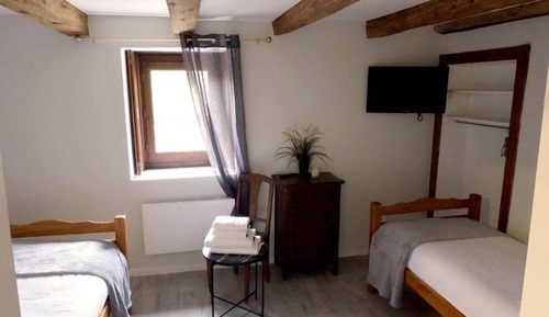 Standard Twin Room, Courtyard View