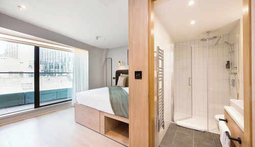 Superior Studio, Balcony